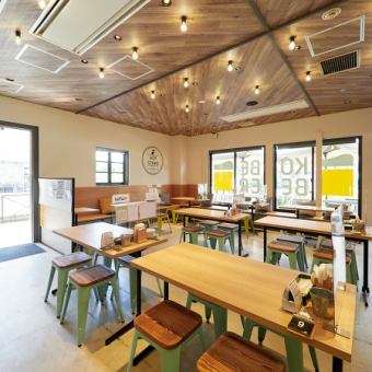 A stylish space with an interior that is particular about the atmosphere ♪ [Kobe Station / Yakitori / Night view / Beer / Craft beer / Lunch]