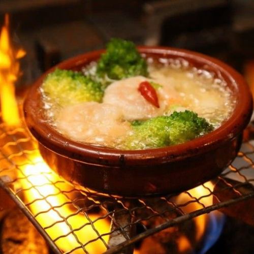 海老とブロッコリーのアヒージョ～バケット付～