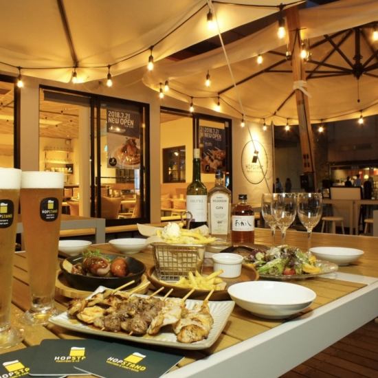 デート/宴会/女子会等でも使える、雰囲気抜群の店内とテラス席◎