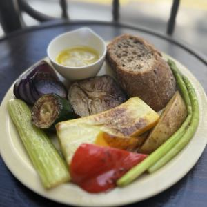 こだわり夏野菜のバーニャカウダ