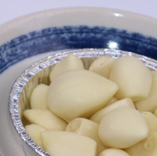 Whole garlic from Aomori (sesame oil, butter) / sliced garlic from Aomori (sesame oil, butter)