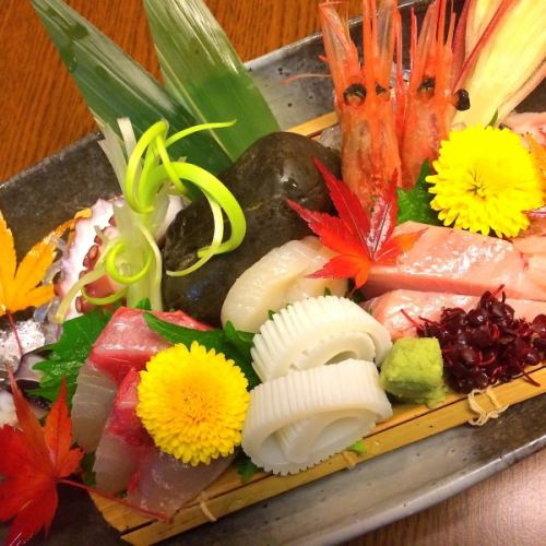 Enjoy a variety of dishes that will make you smile♪