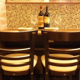 【Table seat 2/3/4 people seat】 We prepared a spacious space.