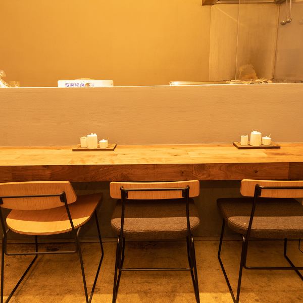 [Counter seats] Counter seats are available for 1 person or more! Please feel free to visit us even if you are alone♪ Please feel free to stop by on your way home from work or shopping. .Feel free to come by yourself! We aim to create a space where you can enjoy your meal while drinking alcohol.