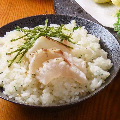 鮭茶漬け/カツオだし塩昆布茶漬け