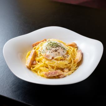 温玉カルボナーラ