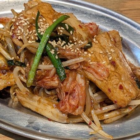 豚キムチ炒め