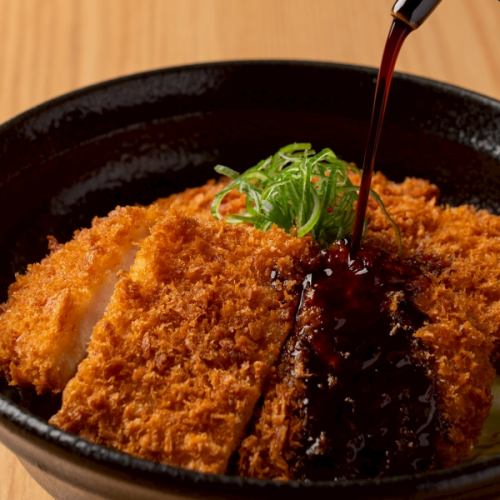 名古屋コーチンむね肉の鉄板みそカツ