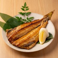 烤整條阿特卡鯖魚