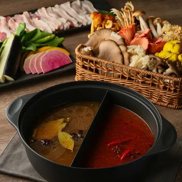 Mushroom Medicinal Hot Pot