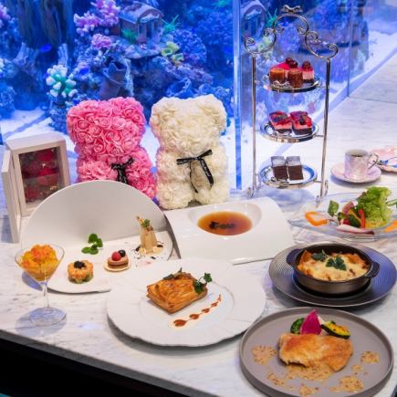 ``Anniversary Celebration Course'' 7 dishes with flower photo box or rose bear doll ¥7,900