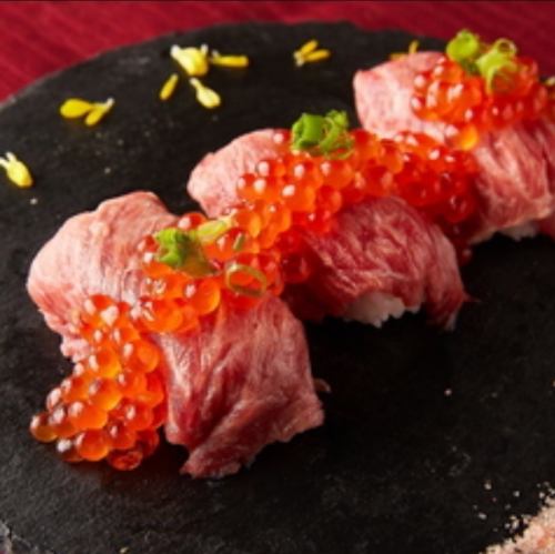 新鮮なお刺身、肉寿司!!
