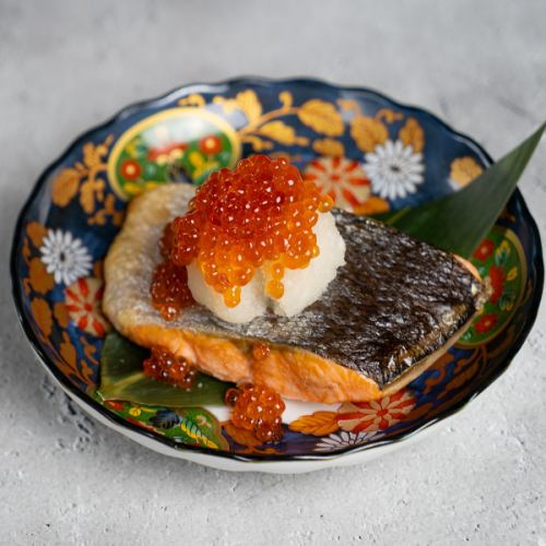 新鮮なお刺身、焼き魚。