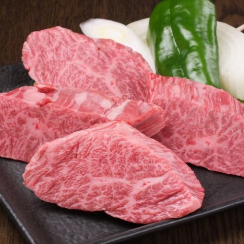 Upper skirt steak (thick slice) Please enjoy the exquisite upper skirt steak that is soft and rich in fat and has a strong taste ♪