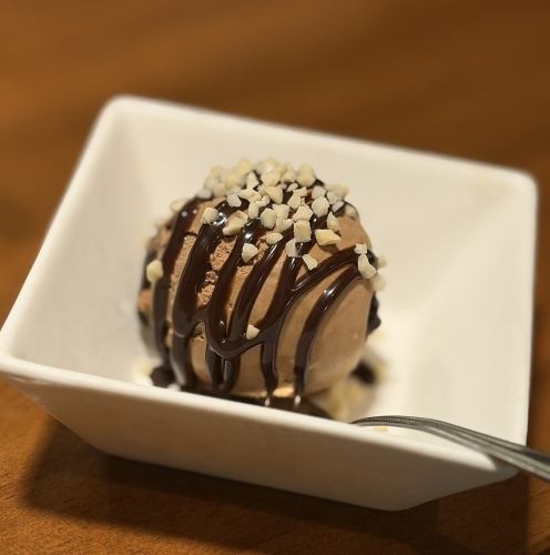 Ｗチョコナッツ