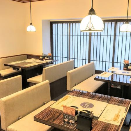 Please enjoy delicious blowfish in a fine space.