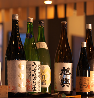 梅子套餐Premium 包含万全、剑八等7种当地酒和烧酒的高级无限畅饮 7000日元 ⇒ 6500日元