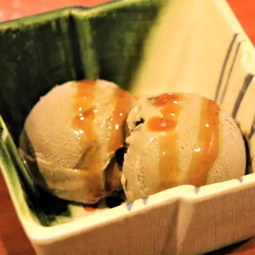 自家製ほうじ茶アイス