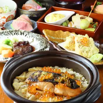 松コース『前菜珍味盛・煮込み牛タン焼き・秋鮭とイクラご飯』飲み放題込み8500円⇒8000円