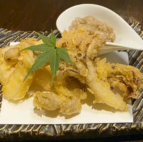 舞茸とエリンギの天麩羅～秋のMIXきのこソース～