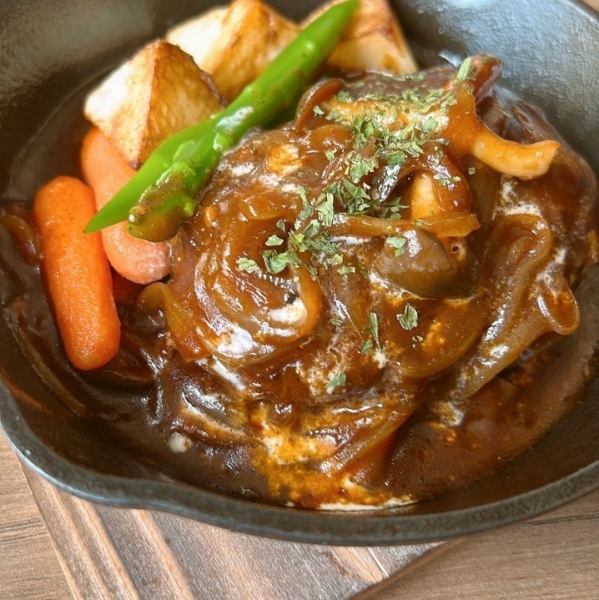 【手ごねでふっくら★】《ランチセットもご用意！》デミグラスの煮込みハンバーグ1500円(税込)～