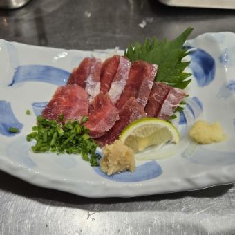 ヤギ刺身