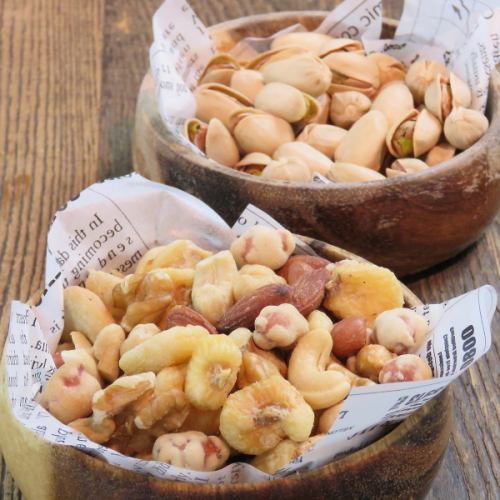 Mixed nuts: a bar staple