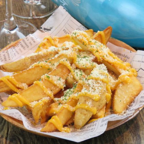 Cheddar cheese fries