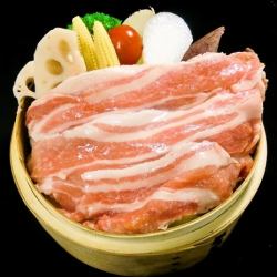 阿波ポークと旬野菜のセイロ