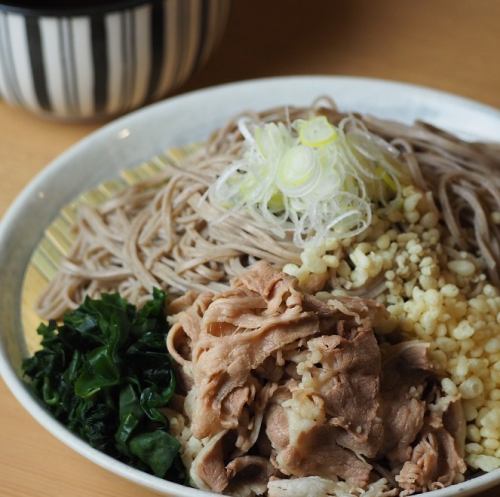 Recommended! Harajuku meat soba with meat ♪