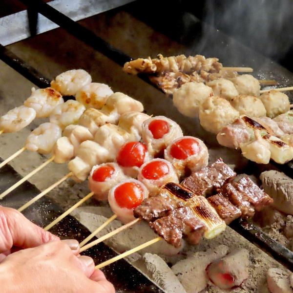 本格炭火で一本一本丁寧に仕上げた、朝挽き鶏の焼き鳥が自慢！皆様のご来店お待ちしております！
