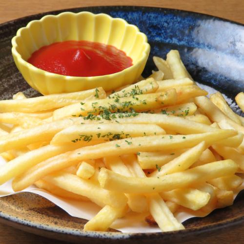 French fries (salt and ketchup ~, menta butter, seaweed salt)