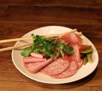 ハムの盛り合わせ