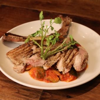 骨付き豚ロースのグリル　(ラタトゥイユ)