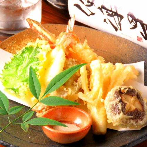 天婦羅の盛り合わせ　～旬の魚と野菜～