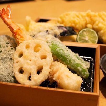 Tempura (seasonal vegetables, seafood, chicken)