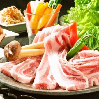 [Yakiniku course] All 11 dishes, Sakura family specialty!! Comes with pork ribs ◆ 2 hours all-you-can-drink included 5,000 yen ⇒ 4,500 yen with coupon