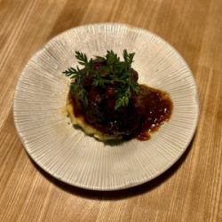 Melt-in-your-mouth beef cheek stewed in red wine
