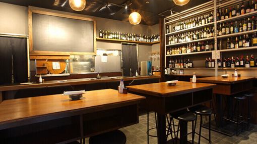 【人气菜单享受套餐♪附3小时无限畅饮】可享用5种炭烤烤鸡肉串和水饺等共9道菜品!