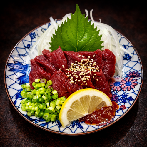 馬刺し