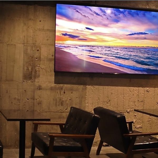 【喫煙可・Wi-Fi完備・スポーツ観戦あり】 当店はダイニングバーとしてご利用いただける他、ダーツやラウンジとしてもご利用頂けます！仕事帰りにサクっとお越しいただくのももちろんOK！お酒やお食事も揃えて、皆様のご来店心よりお待ちしております。