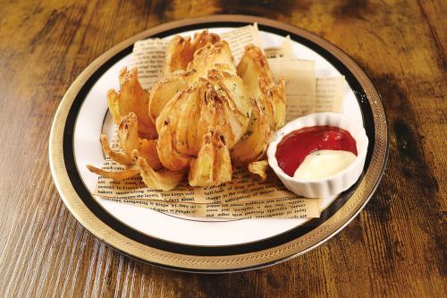 丸ごと玉ねぎオニオンフライ