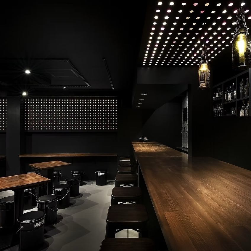 【恵比寿の隠れ家】黒電話で入る異空間。デートにも◎