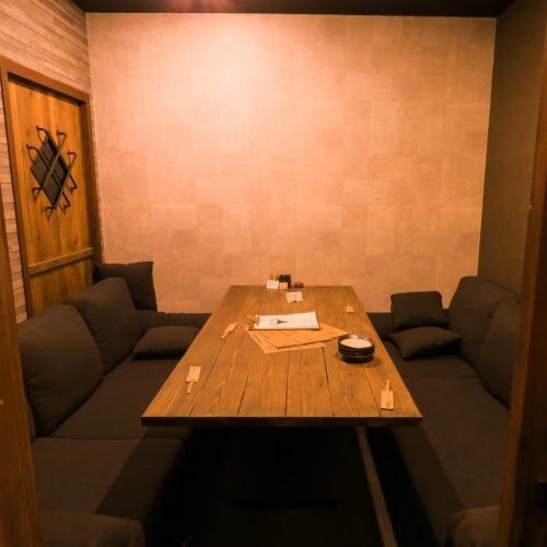 【1F】 Sofa private room is also complete!