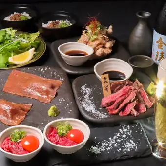 椿 - 大份炙烤牛肉寿司 x 伊贺牛肉一口大小的高级肉块 x 2 小时畅饮 [共 8 道菜 5800 → 5000 日元]