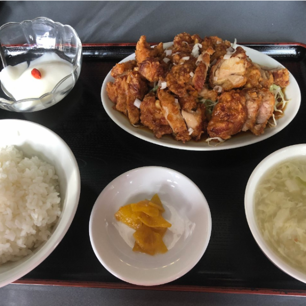 A variety of set meals that Suikoro is proud of! *Refills of rice and soup are self-service.