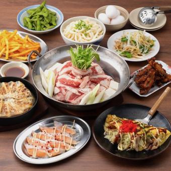 [Early bird special] 180 minutes all-you-can-drink included "Specialty! Iron pot gyoza and beef sukiyaki hotpot" course (9 dishes total) 3,650 yen (tax included)