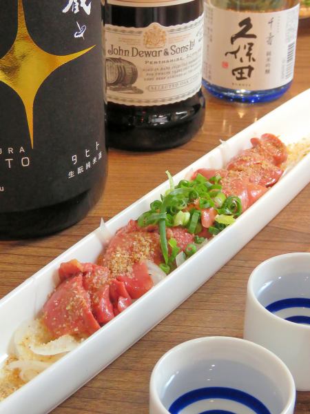 Domestic red chicken liver sashimi