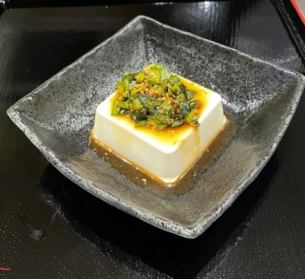 Chilled tofu with chives