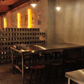 最大8名様までまとまって座れる本場韓国のようなお席もございます!